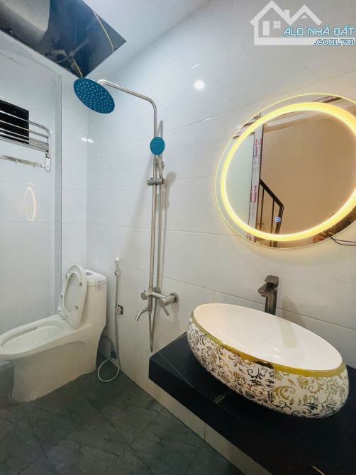 🌈 DƯỚI 4 TỶ - BÁN NHÀ ĐẸP VĂN HƯƠNG - LÕI ĐỐNG ĐA - Ở NGAY 3 TẦNG - 2 P NGỦ ❤️