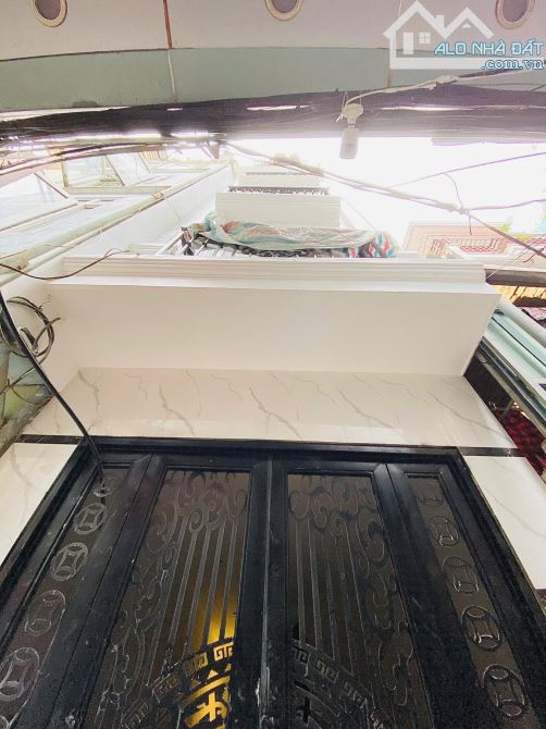 BÁN NHÀ MẶT NGÕ 10,5 TỶ 41m 5 TẦNG MT 3,1m THANG MÁY XE BA GÁC TRÁNH ĐÀO TẤN BA ĐÌNH