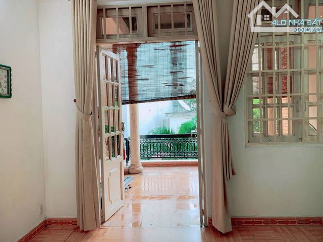 BÁN NHÀ 3 TẦNG HẺM Ô TÔ – ÚT TỊCH P4, TÂN BÌNH – GẦN LOTTE MART – VUÔNG VỨC - NHỈNH 11TỶ