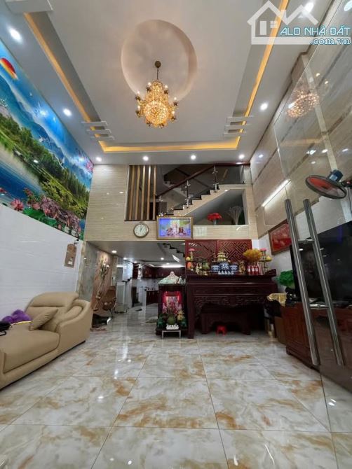 🏠 BÁN NHÀ PHỐ ĐÔNG CÁC – Ô CHỢ DỪA – ĐỐNG ĐA – HÀ NỘI – GIÁ CHỈ 32 TỶ!  💎