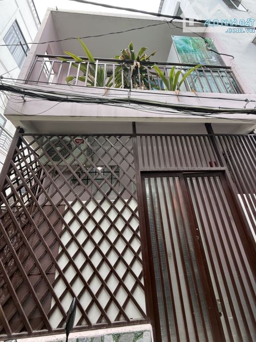 Tân Trang Tân Bình 28/24m2 2 tầng giá chỉ 3.x tỷ