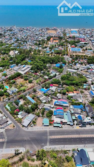 MẶT TIỀN ĐƯỜNG VEN BIỂN 42M ( VŨNG TÀU BÌNH CHÂU) - THỊ TRẤN PHƯỚC HẢI - ĐẤT ĐỎ - BRVT