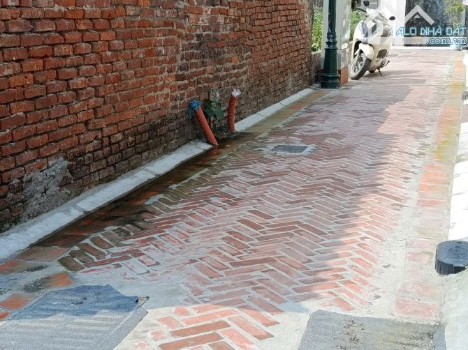 LẠI ĐÀ DT 48,9M !!! Lô góc 2 mặt đường - mặt tiền rộng - ngõ nông - dân trí cao