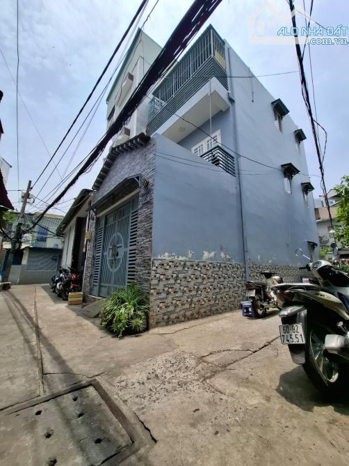NHÀ DƯƠNG BÁ TRẠC_QUẬN 8_3 TẦNG_4 PHÒNG NGỦ_50m2