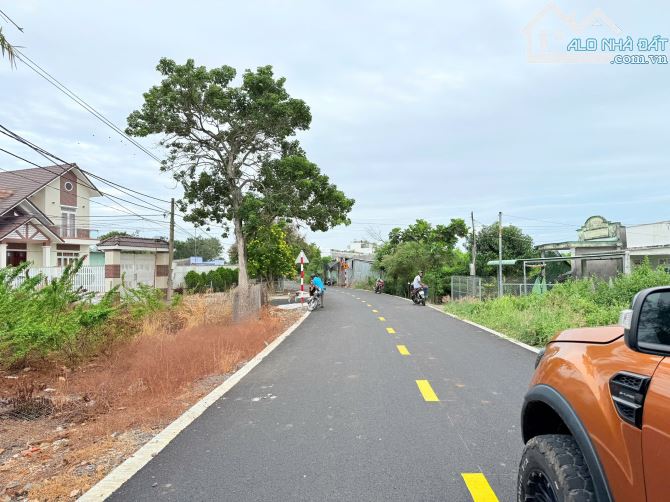 LÔ GÓC 2 MẶT TIỀN CAO VĂN NGỌC - TRẦN HUY LIỆU-  NGAY ĐƯỜNG LÊ DUẨN - TT ĐẤT ĐỎ- BRVT