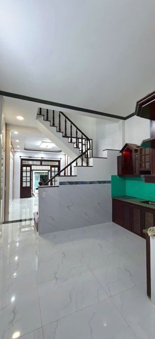 Bán nhà 2 tầng ĐS12- Tân Kỳ Tân Quý – 4x12 – hẻm ô tô – 3PN – sổ riêng – chỉ nhỉnh 4 tỷ - 10