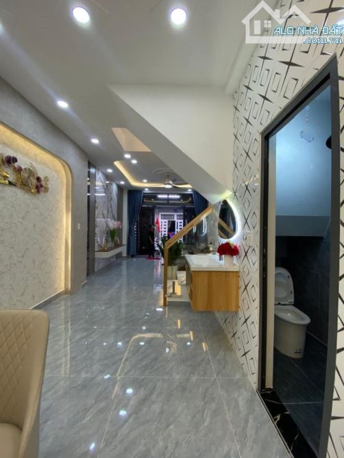 BÁN NHÀ GÒ VẤP ĐƯỜNG SỐ 3 PHƯỜNG 9 4x12M GIÁ 6 TỶ 58 - 4 TẦNG 5 PHÒNG SHR - 10