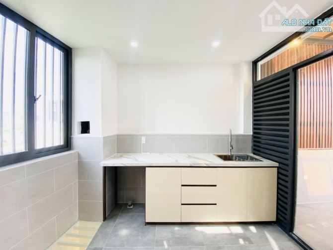 NHÀ GÒ VẤP CÓ THANG MÁY TRÊN ĐƯỜNG PHAN HUY ÍCH GIÁ 10,99 TỶ TL 7 TẦNG SHR - 10