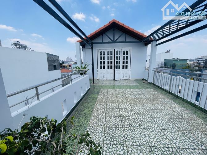 MẶT TIỀN NGAY UBND QUẬN TÂN PHÚ - 4 TẦNG - DT 140m2 ( 5m x 28m ) - CHỈ 14.5 TỶ - 11