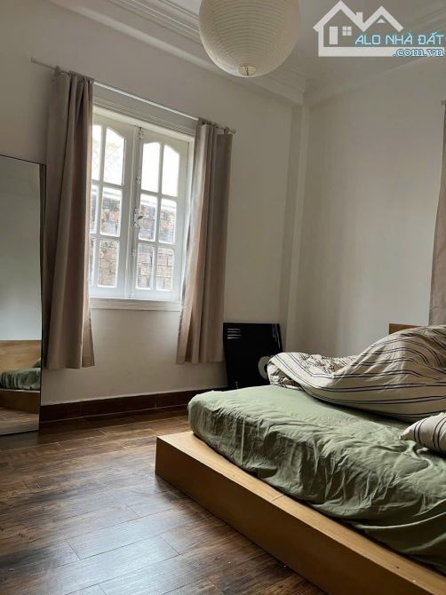 Bán căn biệt thự mini 3 mặt tiền tại tp Đà Lạt.  - Diện tích: 223,5m², 3 mặt tiền đường - 11