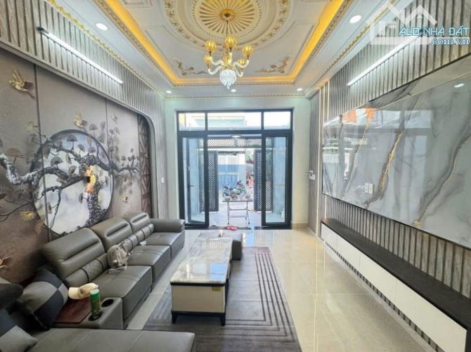 BÁN NHÀ HẺM XE HƠI 5m - 60.4m2 (4 x 15), 3 TẦNG, 4PN, LÒ LU, TRƯỜNG THẠNH, QUẬN 9 - 11