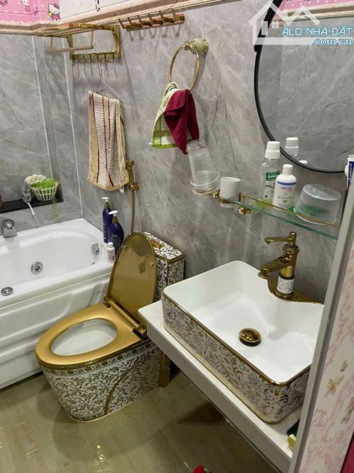 Bán nhà mặt tiền nội bộ KDC Bông Sao Phường 5 Quận 8. Nhà có 15 phòng đang cho thuê thu nh - 11