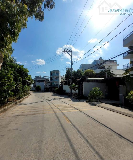 Bán đất Mặt Tiền đường Thạnh Lộc 37, Quận 12 - View Sông dt 4x30m giá 5,1 tỷ - 1
