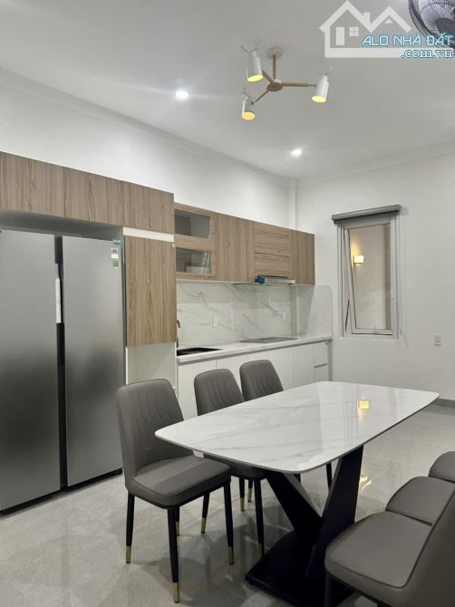 💥Nhà đẹp mới 100% mặt tiền Nguyễn Trường Tộ - EaTam (7 x 20m) - 2.950 tỷ - 1