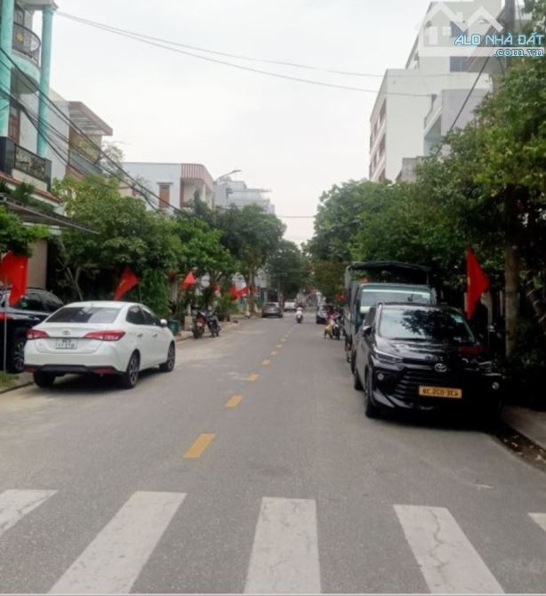 💥🏆Chỉ 4,7 tỹ, Hot nhất khu vực. 100m2. Nhà Mặt tiền Trần Khát Chân, Sơn Trà. - 1