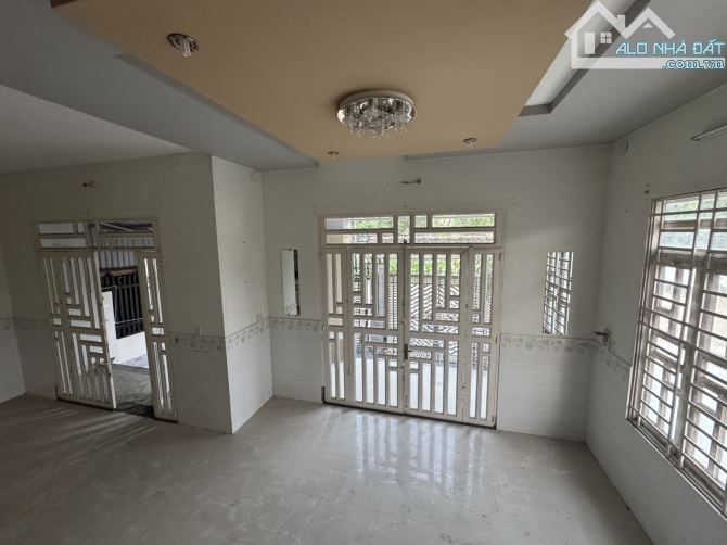 HXH Huỳnh Tấn Phát, gần chùa Bà, 129m2, 3 tầng, 7.3 tỷ - 1