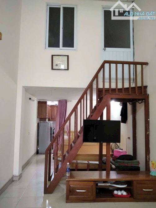Chỉ 3.9 Tỷ, 37m2, Cấp 4, NR Thúy Lĩnh, Hoàng mai, sổ đỏ cất két - 1