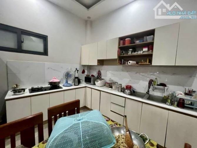 BÁN GẤP NHÀ 3 TẦNG LINH XUÂN – 90M² – HẺM Ô TÔ 7 CHỖ. - 1
