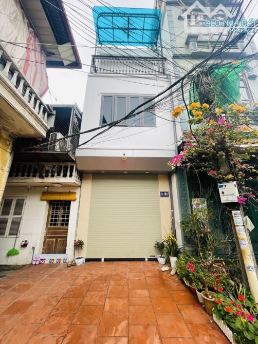 TRƯƠNG ĐỊNH NGÕ THÔNG, TRƯỚC NHÀ Ô TÔ TRÁNH, QUAY ĐẦU, KINH DOANH ĐỈNH, VỈA HÈ ĐỂ XE 10M - 1