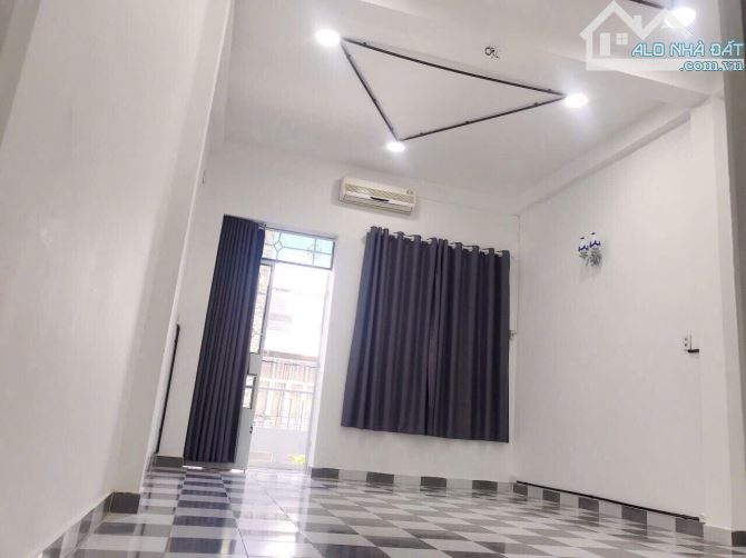 CHO THUÊ NHÀ HẺM Ô TÔ ĐINH TIÊN HOÀNG, 64M2, NGANG 4,2M, GIÁ 13TR/ THÁNG - 1