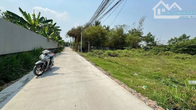 BÁN GẤP 130M2 - THỊ TRẤN ĐỨC HÒA - GIÁ CHỈ 1 TỶ 450TR - GẦN KHU CÔNG NGHIỆP TÂN ĐỨC - 1