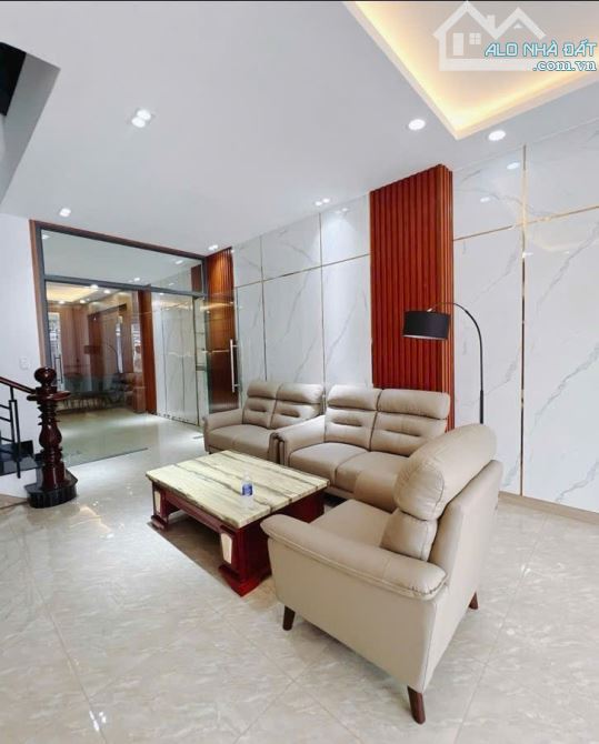 100m2 ngang 5m 3 tầng chỉ 9 tỷ , hxh 6m Huỳnh Tấn Phát,  Quận 7 - 1