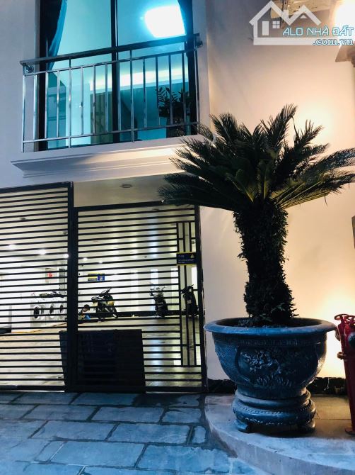 Bán Nhà Nhật Chiêu-Tây Hồ-VIEW HỒ-THANG MÁY-DÒNG TIỀN-DOANH ĐỈNH-120M x 10 Tầng Giá 44 Tỷ - 1