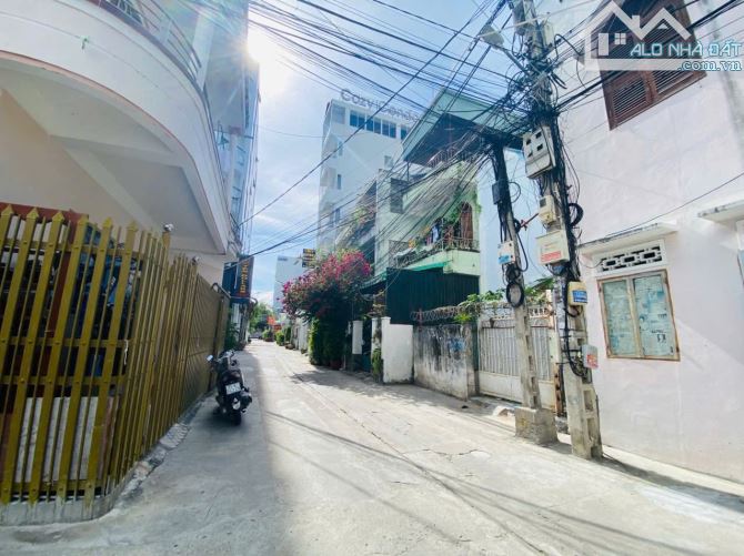 Nhà cách biển 250m TTTP, DT 70m ngang 7, phường Lộc Thọ - 1