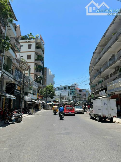 Căn góc đường Nguyễn Thái Học Vạn Thạnh dt 83m2 ngang 5.1m đối diện chung cư - 1