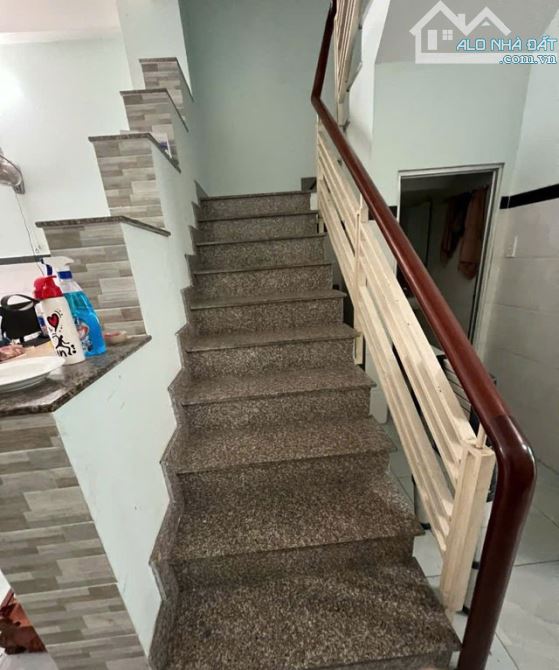 Nhà 3 tầng Tân Thới Nhất 12 q12 - 3PN Rộng Rãi, Tiện Nghi Ngay Ngưỡng Cửa - 1