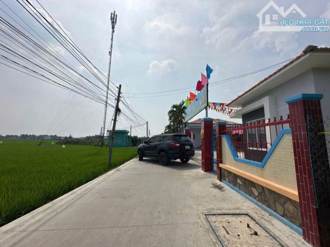Bán đất MT Nguyễn Văn Lũy 5x27 giá 400tr Bình Trinh Đông Tân Trụ Long An - 1