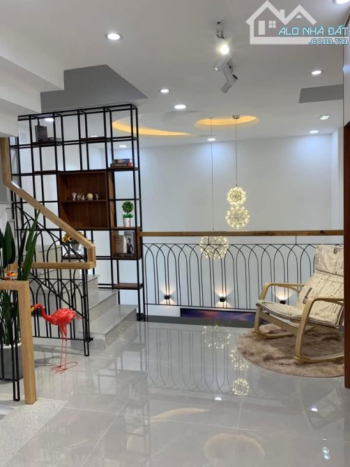 🔥 BÁN GẤP NHÀ HẺM XE HƠI NGÔ QUYỀN 📐 DT: 51m² (5 x 11.5m), xây 5 tầng BTCT - 1