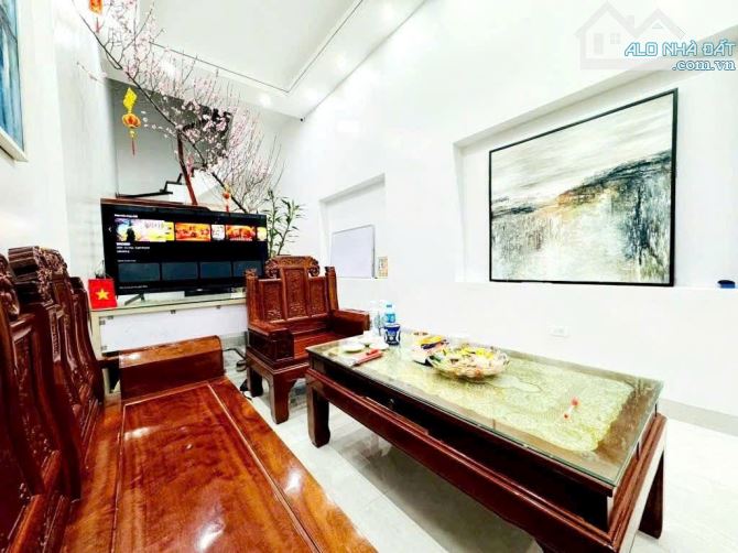 BÁN NHÀ Tạ Quang Bửu, Bách Khoa, Hai Bà Trưng, Gần Phố, Ô tô vào nhà DT 79m, 4 Tầng, MT 3, - 1