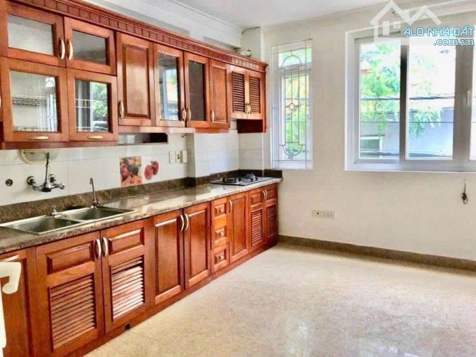 Ngọc Hà, 23m, 3ngủ, Lô góc, 10m ra phố, Nhà đẹp ở ngay, Sổ vuông, Ngõ rộng thoáng sáng - 1