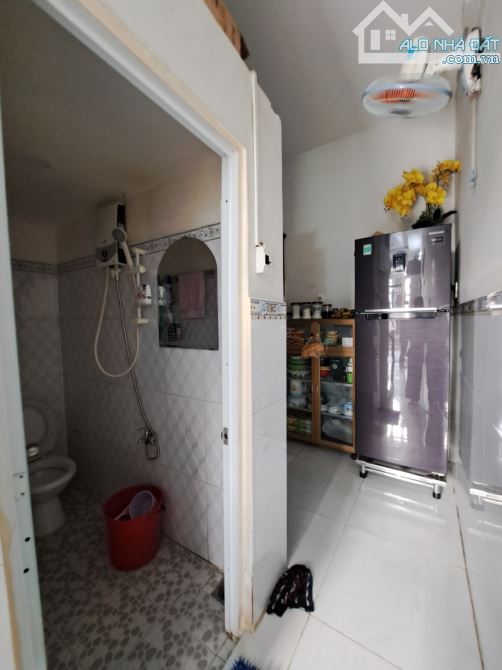 Bán nhà 1 trệt, 2 lầu tại hẻm 1734 lê văn lương - 1