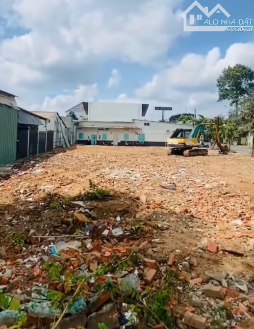 BÁN GẤP LÔ ĐẤT P. CHÁNH NGHĨA CÁCH CHỢ BINH DƯƠNG 900M - 1