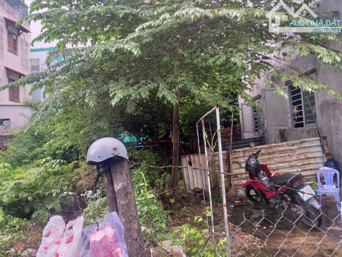 Bán đất Nguyễn Văn Tăng, Long Thạnh Mỹ,  Quận 9, 526m2, full thổ, HXH, Lô góc giá chỉ 20 - 1