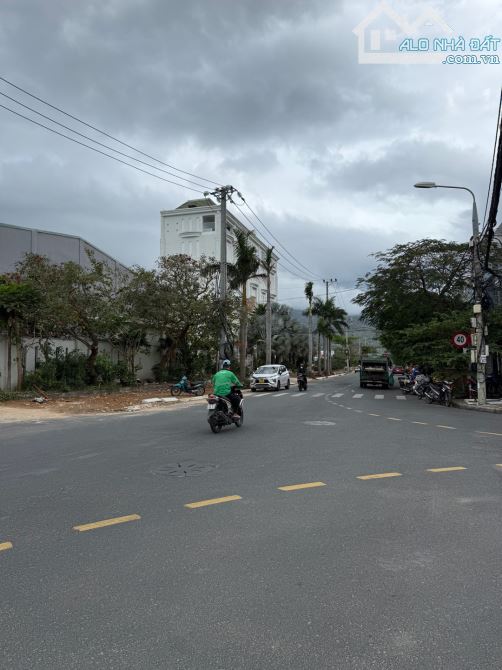 DUY NHẤT-LÔ GÓC 2 MẶT PHỐ LỚN-TT Q.SƠN TRÀ-Đường TRẦN NHÂN TÔNG-98m2/5.5m Chỉ HƠN 7 TỶ - 3