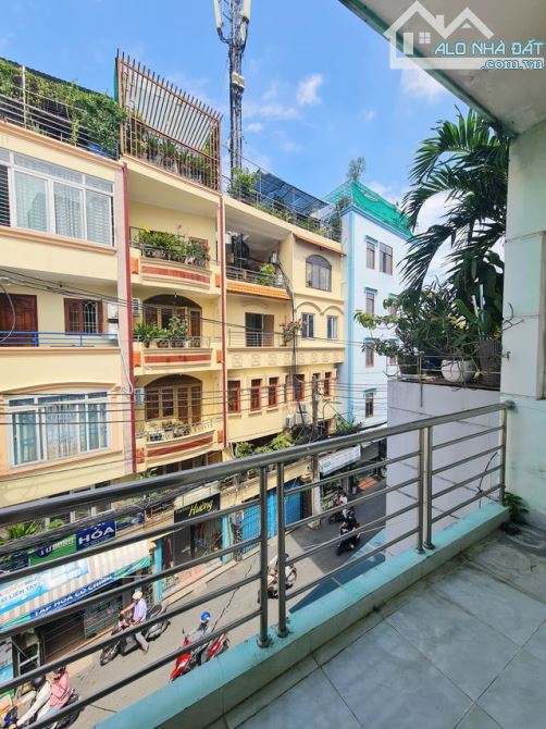 Bán nhà ngay khu cao thắng nối dài, quận 10. Nhà đẹp hẻm oto tránh nhau. Vị trí tuyệt vời - 1