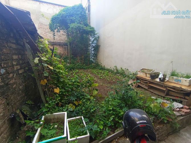 BÁN ĐẤT 50M2 - 8 TỶ - HOÀNG QUỐC VIỆT - KĐT NAM CƯỜNG - 4