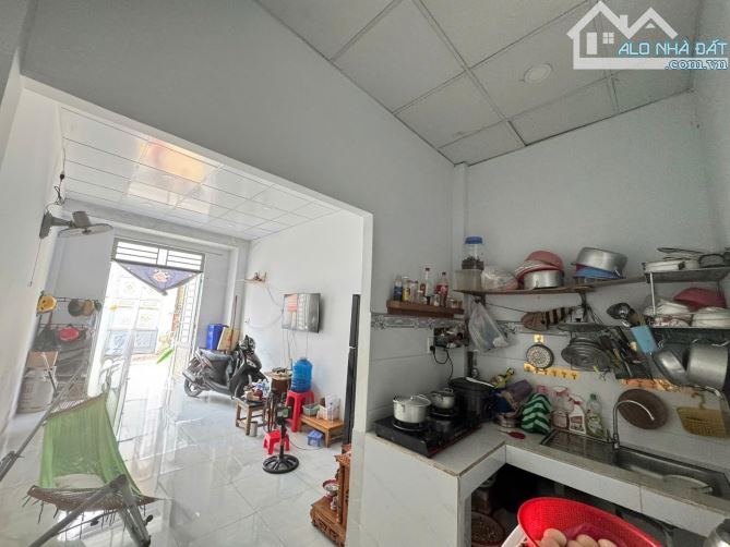 BÁN NHÀ HẺM XE HƠI, 90m2 (6,45m X 14m), LÒ LU, CÓ DÒNG TIỀN CHO THUÊ - 1
