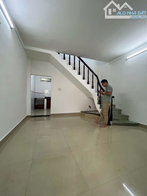 BÁN NHÀ NGUYỄN SUÝ - NGAY CHỢ TÂN HƯƠNG - 1