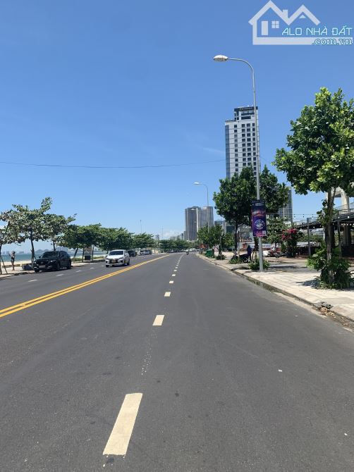 KHÔNG MUA KHONG CÒN LÔ RẺ HƠN GÓC MT LÊ BÔI VIEW BIỂN 90M2 THÍCH HỢP XÂY CĂN HỘ CHỈ 8 X TỶ - 1