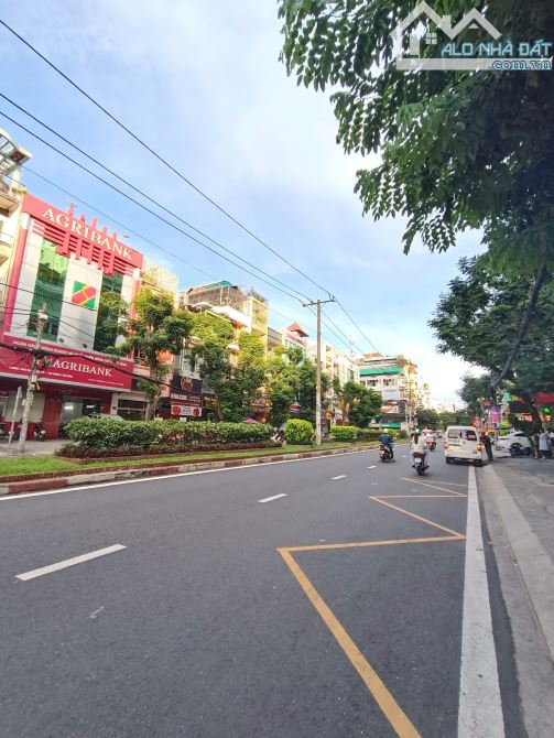 Bán nhà MT 39-41 Bàu Cát P14 Tân Bình DT: 8m x 18m KC: 4  Tầng HĐT: 95tr Giá: 36 Tỷ - 1