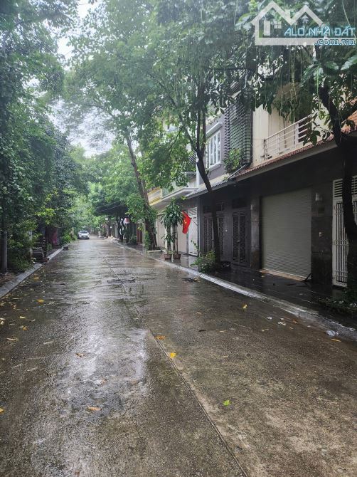 BÁN NHÀ PHÂN LÔ VIP PHỐ TAM TRINH– 90m² – 4 TẦNG –MẶT TIỀN 6M –VỈA HÈ– Ô TÔ TRÁNH- 30,xTỶ - 1