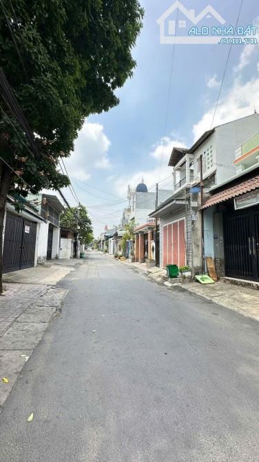 BÁN LÔ ĐẤT MẶT TIỀN DT 110M2, SỔ RIÊNG THỔ CƯ KP1 PHƯỜNG TÂN HIỆP. - 1