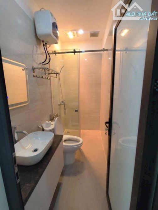 Bán nhà 5 tầng thang máy phân lô Lê Hồng Phong gần Big - 1