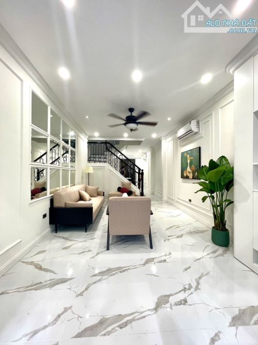 💥💥💥SIÊU ĐẸP- HIẾM- ĐẲNG CẤP SỐNG - KHU PHÂN LÔ VÍP - FULL NỘI THẤT NHẬP KHẨU 37M2 - 7 T - 1