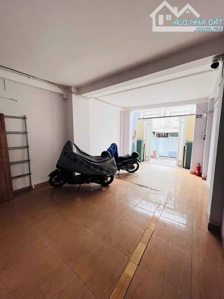 BÁN NHÀ CHDV - ĐINH TIÊN HOÀNG - 5 TẦNG - 6PN - 68M2 NHỈNH 8 TỶ P3 - BÌNH THẠNH . - 1