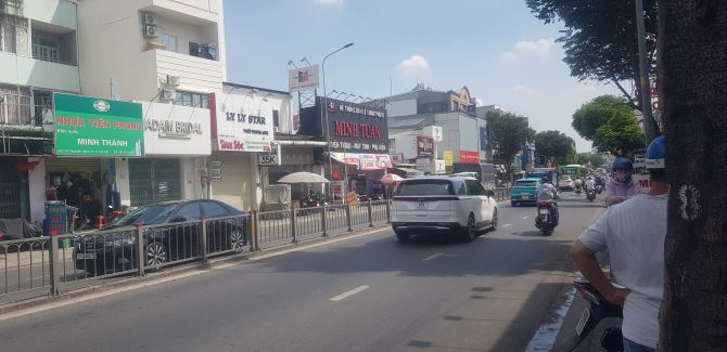 BÁN NHÀ MT NGUYỄN OANH P6 - TRỤC ĐƯỜNG CHÍNH GV - RA SÂN BAY TÂN SƠN NHẤT 20P - GẦN NGÃ TƯ - 1